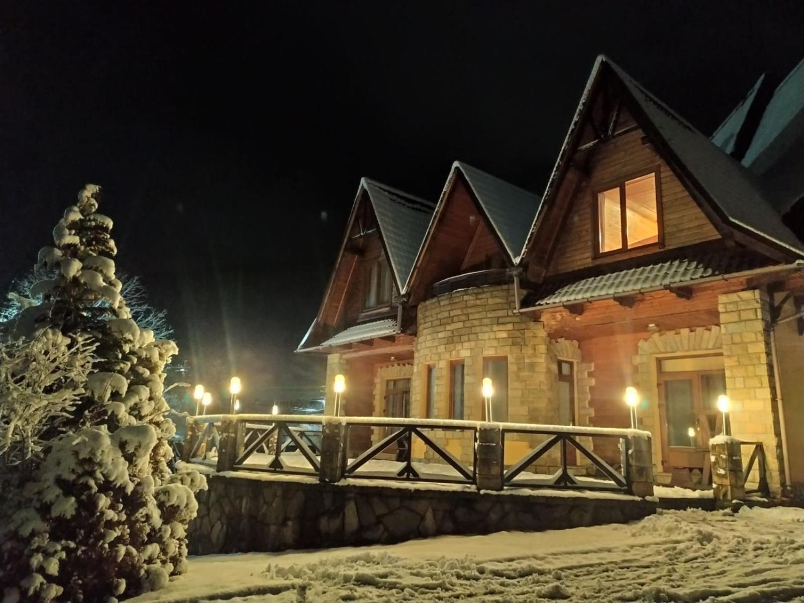 Садиба Коренюки Татаров Экстерьер фото